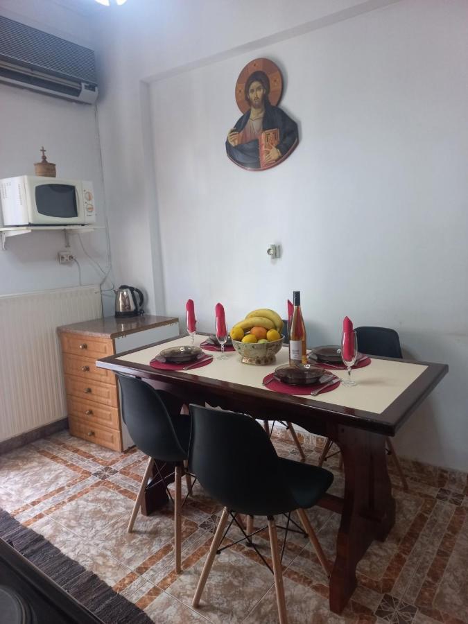 Harma Cozy Apartment เอเธนส์ ภายนอก รูปภาพ
